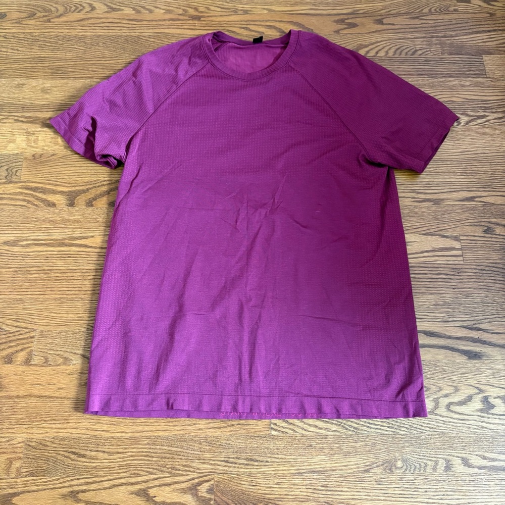 Lululemon Men’s Short Sleeve Tee